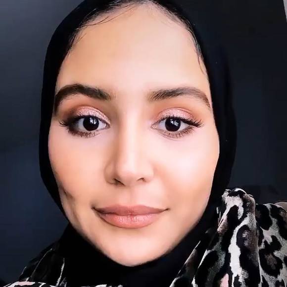 Meet your Posher, Sahar - Picture 1 of 1